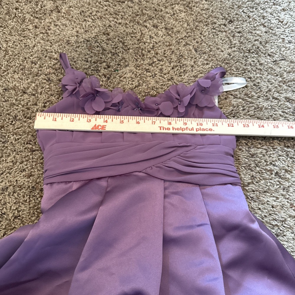 David's Bridal Lavendar Satin Flower Girl Dress Size 8 Wedding Formal - Picture 5 of 7